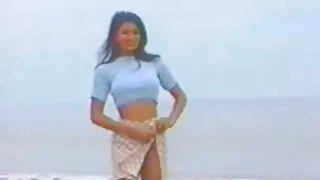स्ट्रिप क्लब थियो एक हिंसात्मक भ्रष्ट नंगा नाच