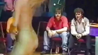 मा घर पार्टी बालिका कायर स्तन